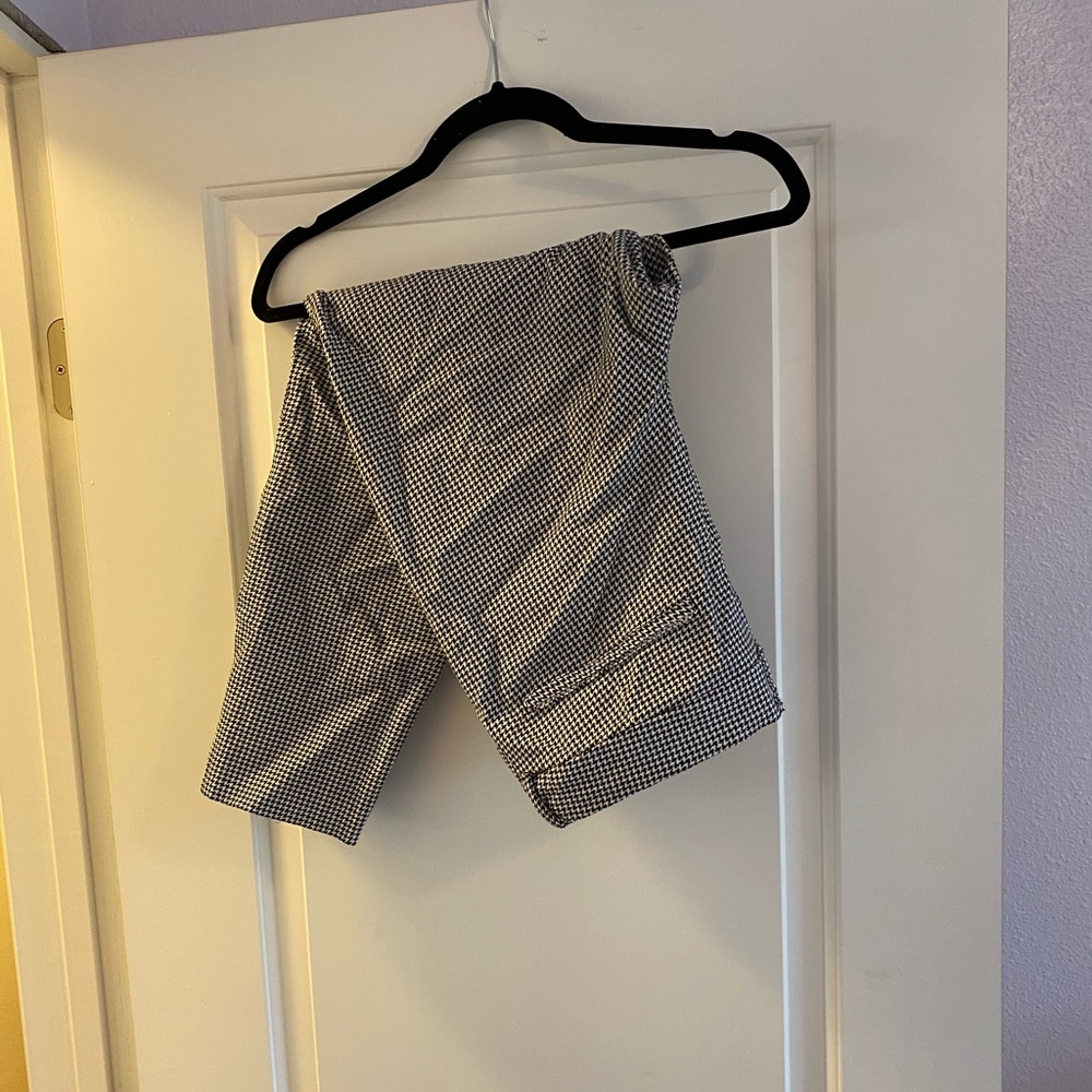 Old Navy Pixie Mid-rise